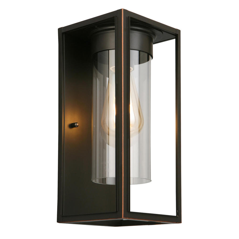 1 LT Outdoor Wall Light w/ Oil Rubbed Bronze Finish & Clear Glass Shade