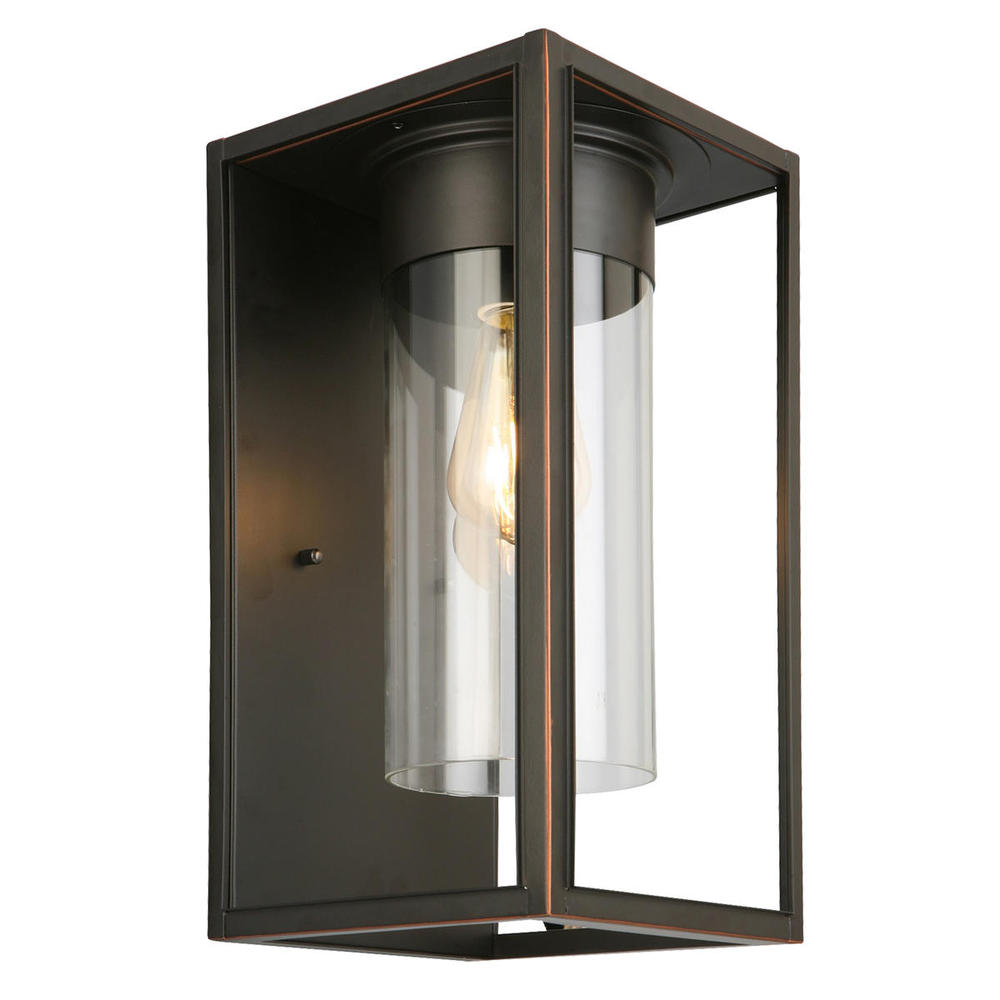1 LT Outdoor Wall Light w/ Oil Rubbed Bronze Finish & Clear Glass Shade